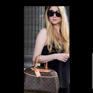 **SOLD** Authentic vintage Louis Vuitton Deauville